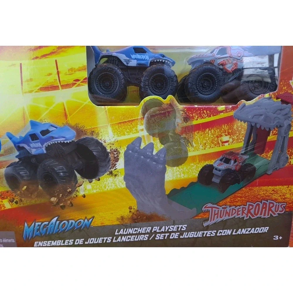 Monster Jam Megalodon ThunderROARus Launcher Playset 2‎ Trucks Track Spin Master